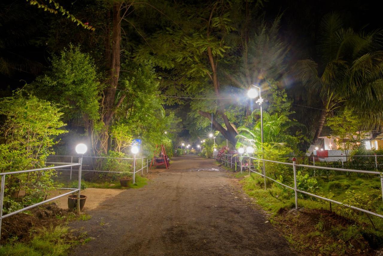Prajakta Rest House Alībāg Εξωτερικό φωτογραφία