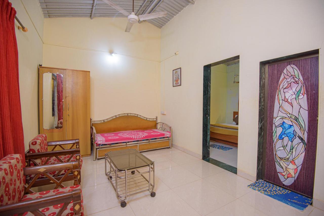 Prajakta Rest House Alībāg Εξωτερικό φωτογραφία