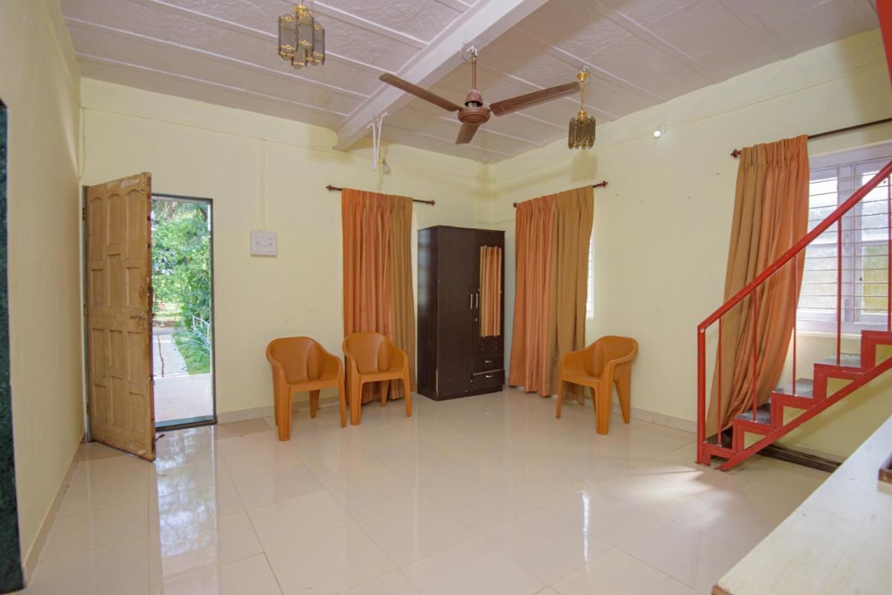 Prajakta Rest House Alībāg Εξωτερικό φωτογραφία