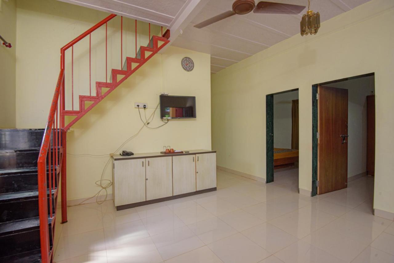 Prajakta Rest House Alībāg Εξωτερικό φωτογραφία