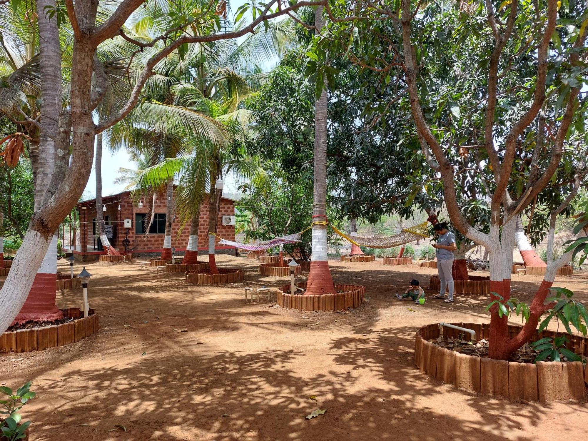 Prajakta Rest House Alībāg Εξωτερικό φωτογραφία